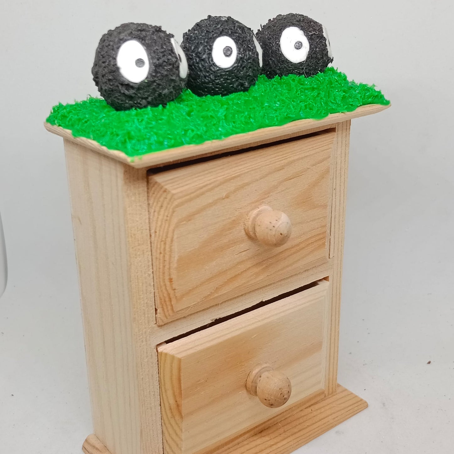 Mini cajonera susuwatari